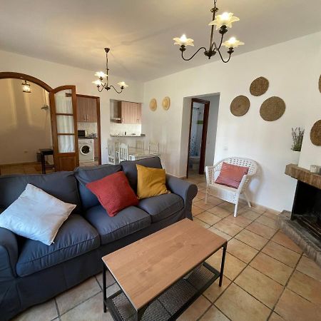 Agradable Casa Rural Con Chimenea En Interior 히구에라 데 라 시에라 외부 사진