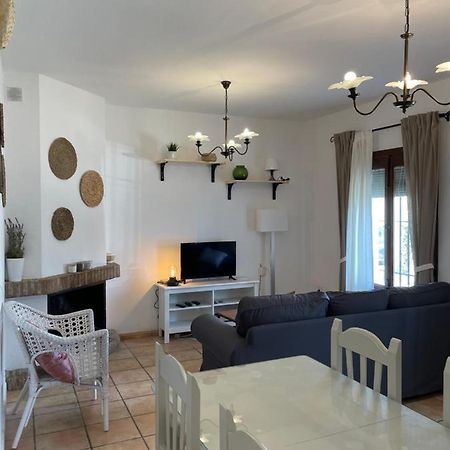 Agradable Casa Rural Con Chimenea En Interior 히구에라 데 라 시에라 외부 사진