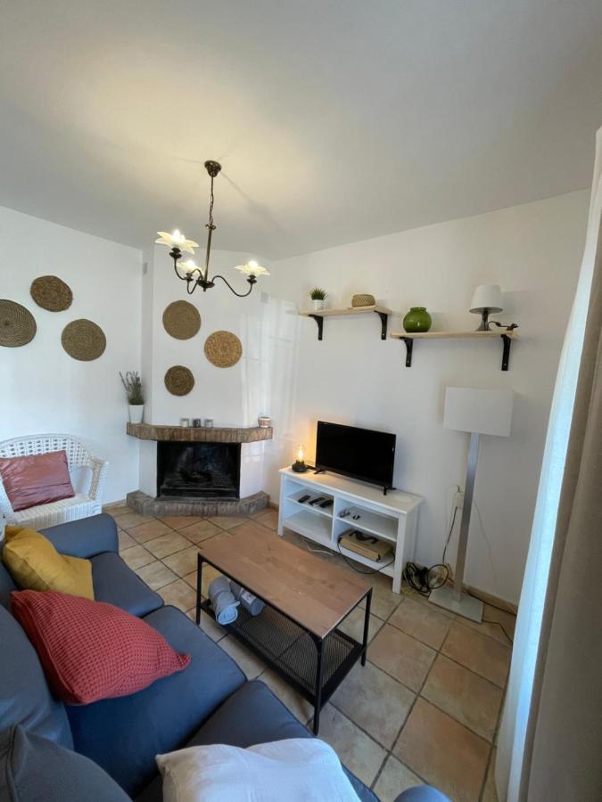 Agradable Casa Rural Con Chimenea En Interior 히구에라 데 라 시에라 외부 사진