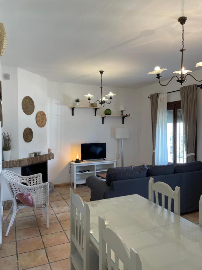 Agradable Casa Rural Con Chimenea En Interior 히구에라 데 라 시에라 외부 사진